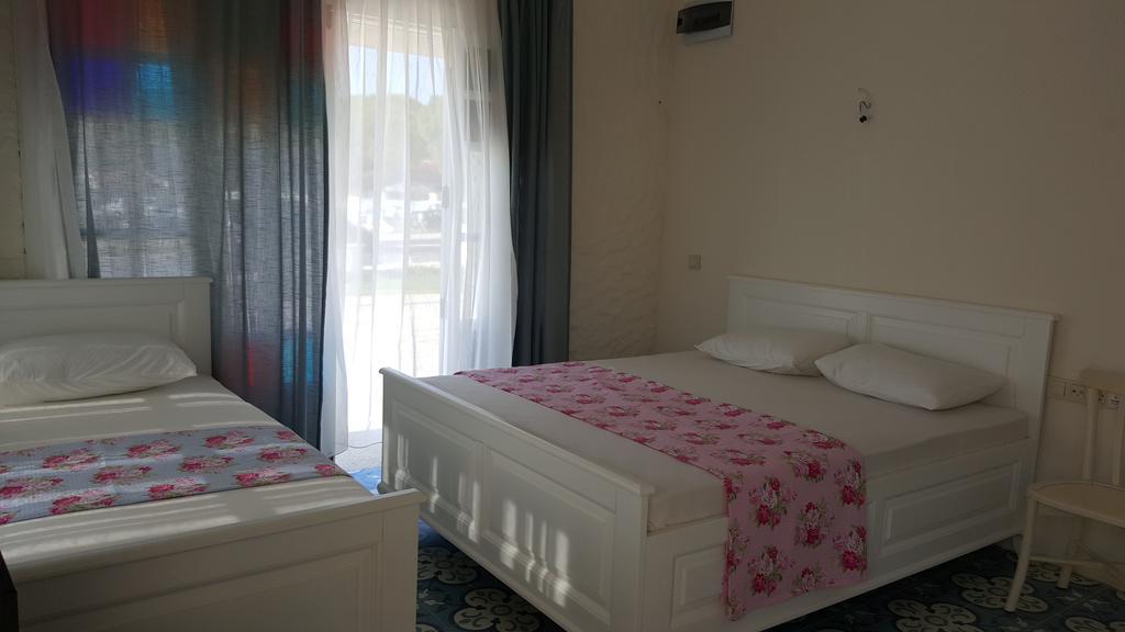 Yali Pansiyon Ilica Alaçatı Habitación foto